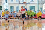 Marcin Gortat Camp 2010 w Krakowie na podłodze Kopp (1).JPG