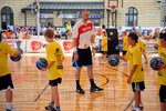 Marcin Gortat Camp 2010 w Krakowie na podłodze Kopp (3).JPG