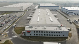 Panattoni Park Warsaw West V - ukończony i sprzedany Przemysł, BIZNES - Panattoni Europe sprzedaje kolejny obiekt logistyczny - Panattoni Park Warsaw West V o powierzchni 70 tys. m kw. Nabywcą jest holenderska spółka, dla której jest to pierwsza inwestycja na polskim rynku magazynowym.