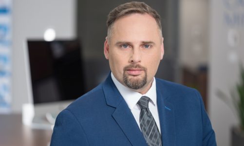 Trendy technologiczne 2019: sztuczna inteligencja, robotyzacja i postępująca rewolucja cyfrowa