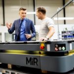 Rozwój MiR: MiR1000; AI w nawigacji; wdrożenia na świecie; program leasingowy