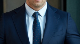 Co się dzieje z globalnymi łańcuchami wartości? Przemysł, BIZNES - O tym, co się zacina w globalnych łańcuchach wartości rozmawiamy z Robertem Samczykiem, prezesem firmy Protech Motors, ekspertem z dziedzinie międzynarodowych stosunków gospodarczych.