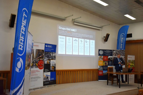 RAFAMET S.A. zaprezentował możliwości na seminarium w Warszawie Przemysł, BIZNES - Fabryka Obrabiarek RAFAMET S.A. znajduje się w światowej czołówce producentów obrabiarek specjalistycznych do obróbki kolejowych zestawów kołowych.